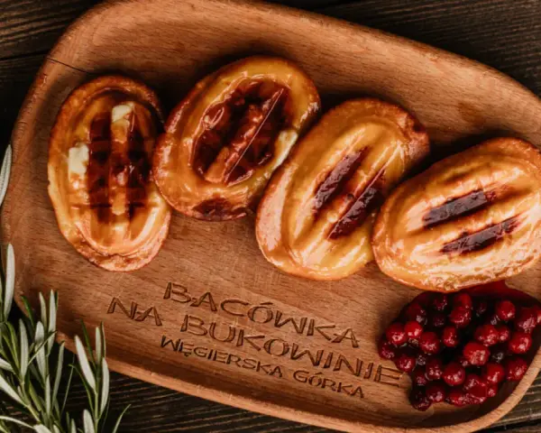 Bacówka u Jancoka: Oscypki, Sery, Wysyłka. Gdzie kupić prawdziwe?