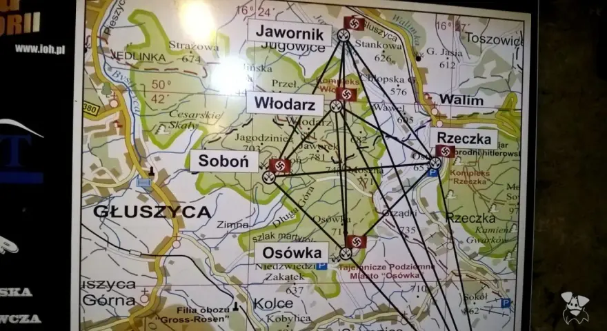 Mapa z zaznaczonymi terenami i nazwami miejscowości, m.in. Włodarz, Soboń, Osówka. Widać symbole nazistowskie i linie łączące punkty.