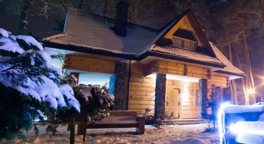 Nowa Bacówka Zakopane: Nocleg czy oscypek? Odkryj prawdę!