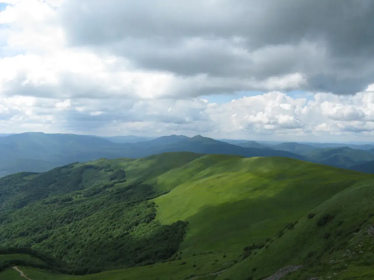 Szeroki Wierch widoki Bieszczady Tarnica