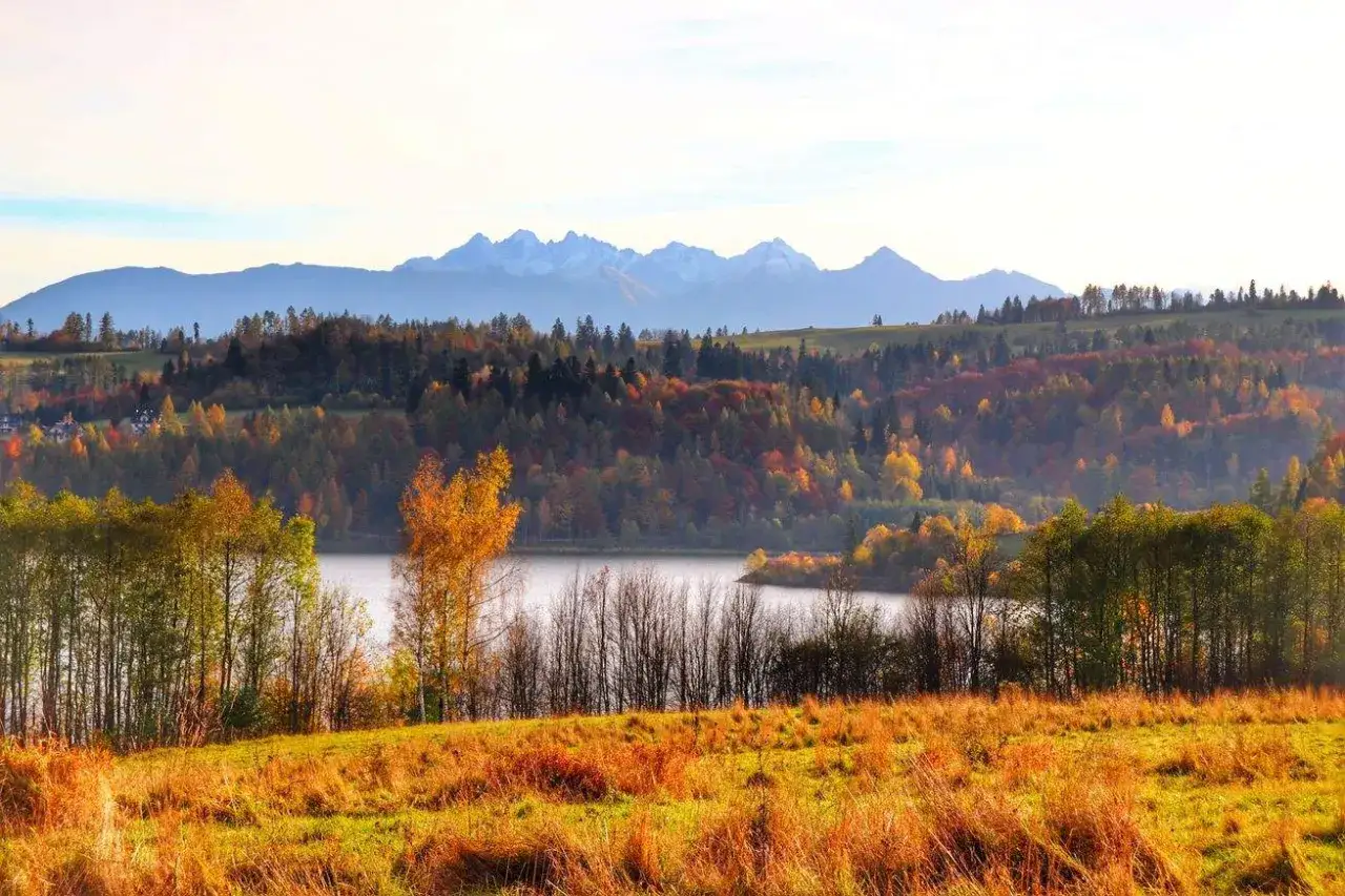 Bac&oacute;wka G&oacute;rska Ostoja widok na Tatry Pieniny Jezioro Czorsztyńskie