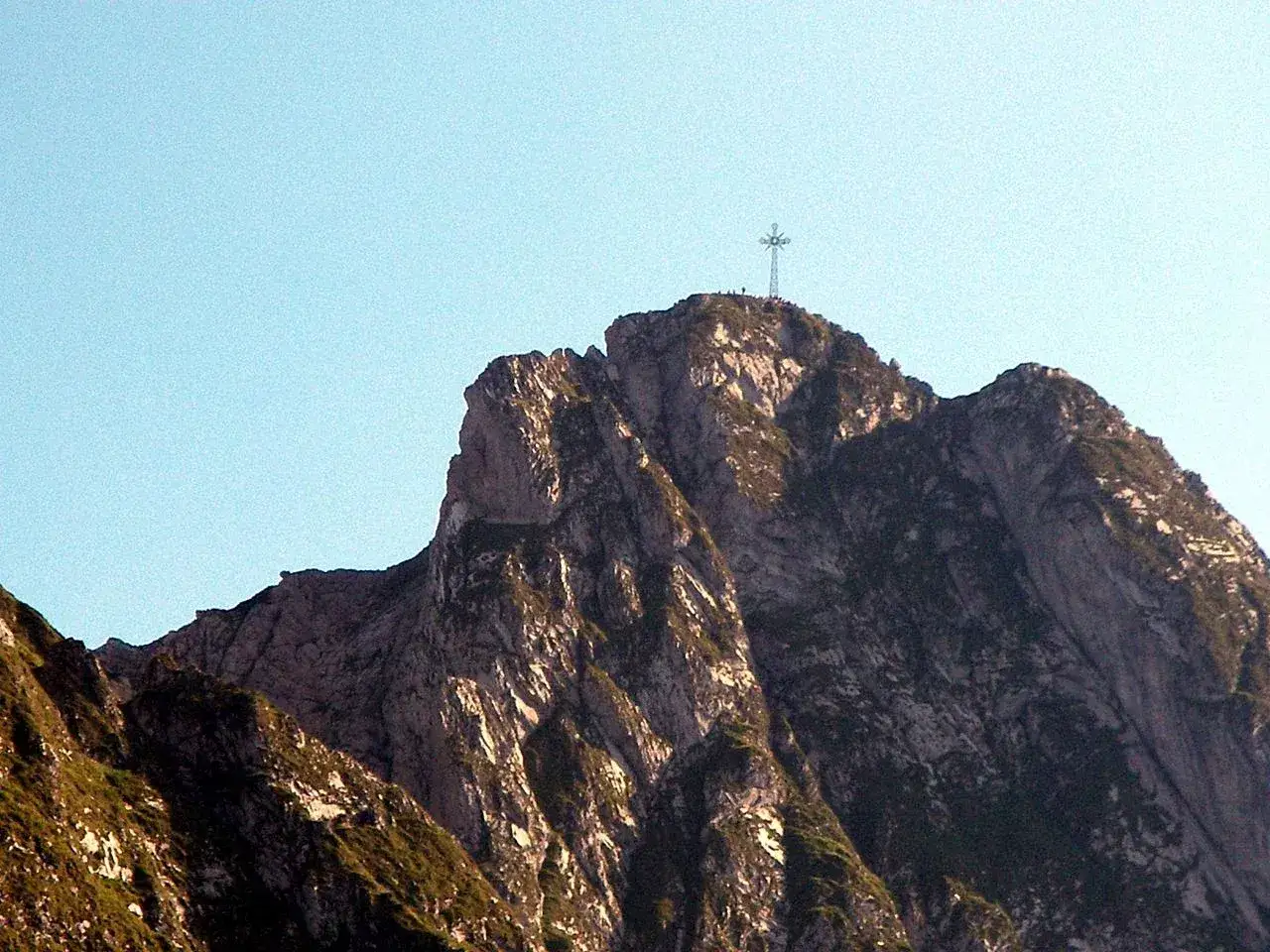 transport elementów krzyża na Giewont